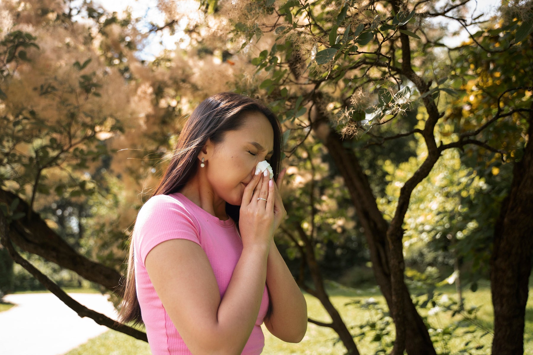 ¿Tienes alergia al polen? Alivia los síntomas con aromaterapia